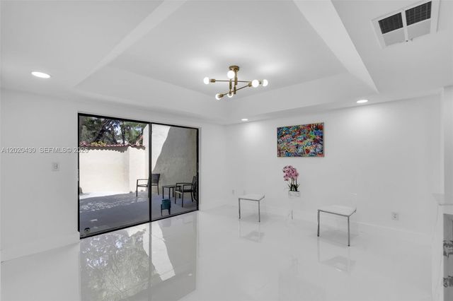 3843 Alcantara Ave 76B, Doral, FL 33178