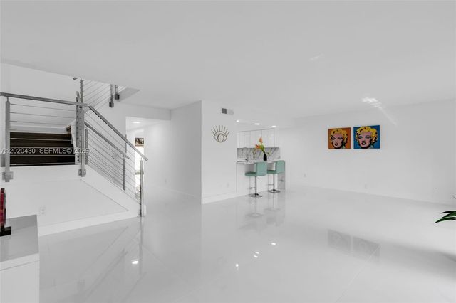 3843 Alcantara Ave 76B, Doral, FL 33178