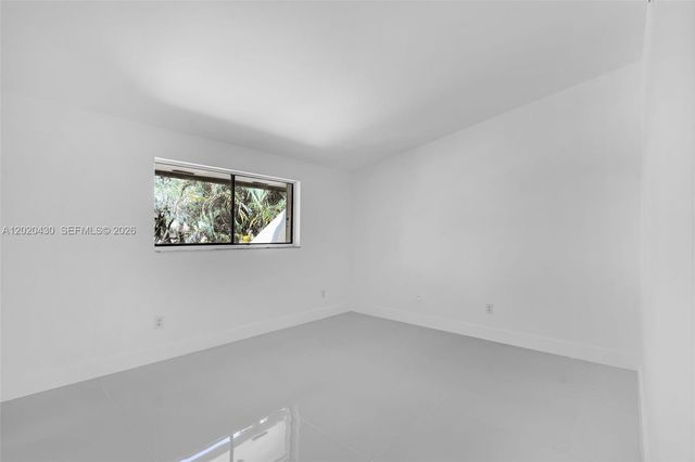 3843 Alcantara Ave 76B, Doral, FL 33178