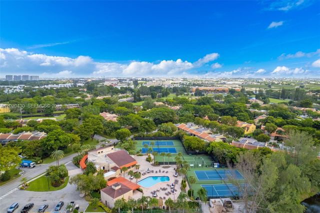 3843 Alcantara Ave 76B, Doral, FL 33178