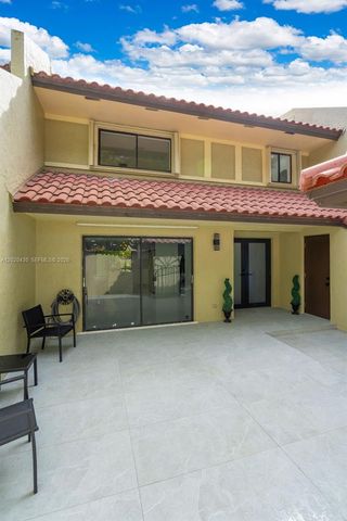 3843 Alcantara Ave 76B, Doral, FL 33178