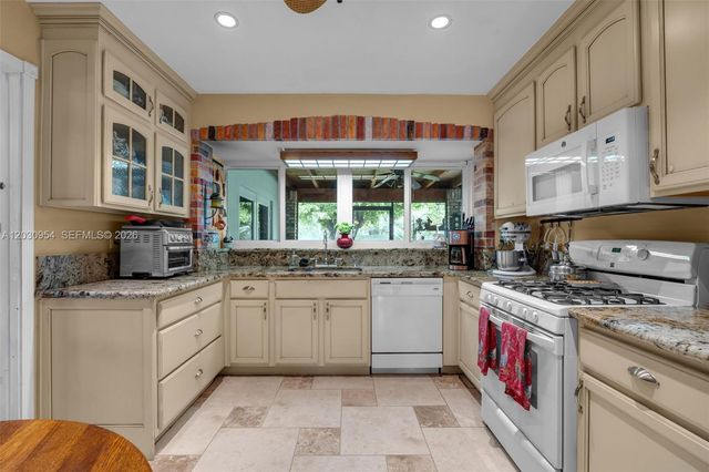 10421 SW 107th Street, Miami, FL 33176