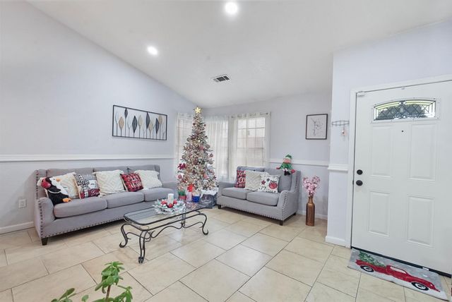 3513 Havenwood Way, Ceres, CA 95307