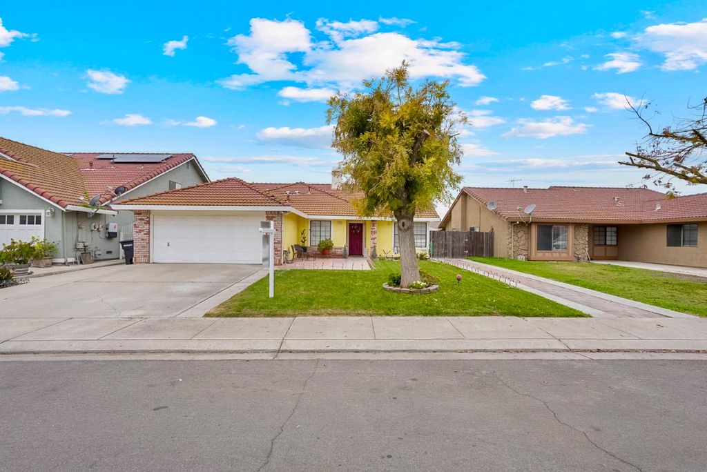 3513 Havenwood Way, Ceres, CA 95307