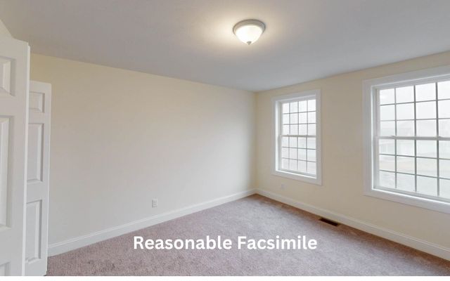 82 Lantern Drive, Sandown, NH 03873