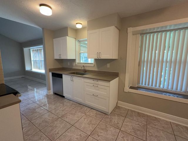 9915 Parkvale Drive, Houston, TX 77099