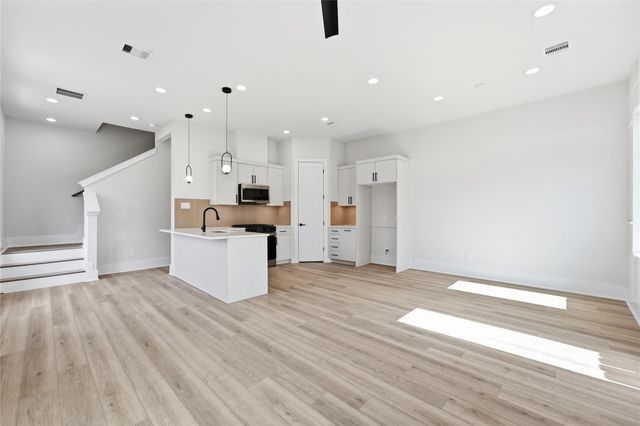 5315-5313 Jesselton Lane, Houston, TX 77091