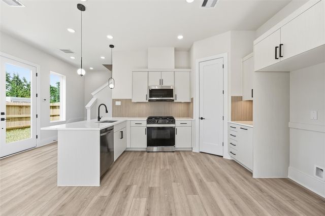 5315-5313 Jesselton Lane, Houston, TX 77091