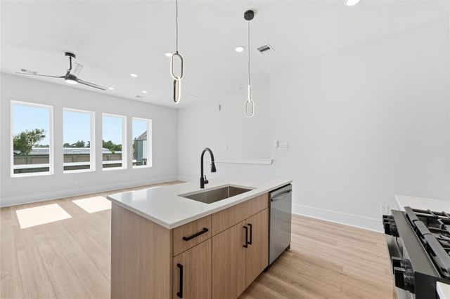 5315-5313 Jesselton Lane, Houston, TX 77091