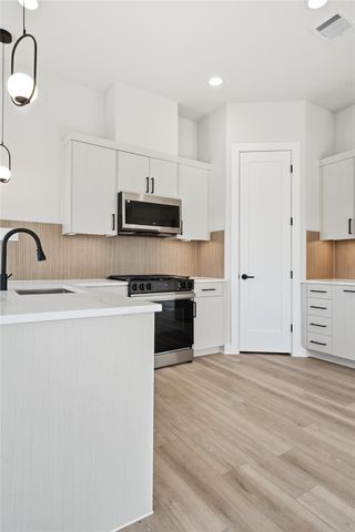 5315-5313 Jesselton Lane, Houston, TX 77091