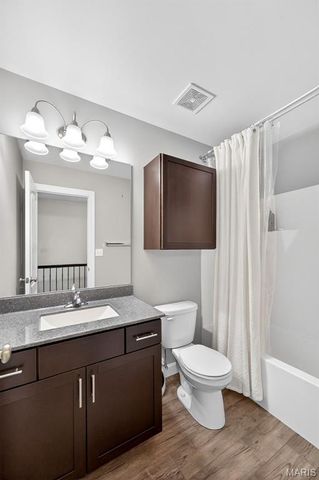 717 Ramblewood Circle, Wentzville, MO 63385