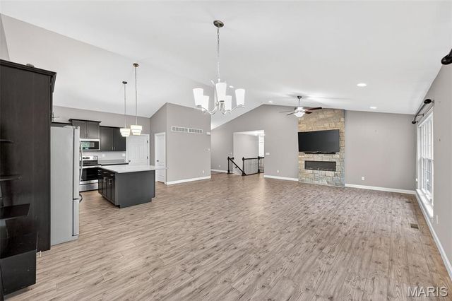 717 Ramblewood Circle, Wentzville, MO 63385