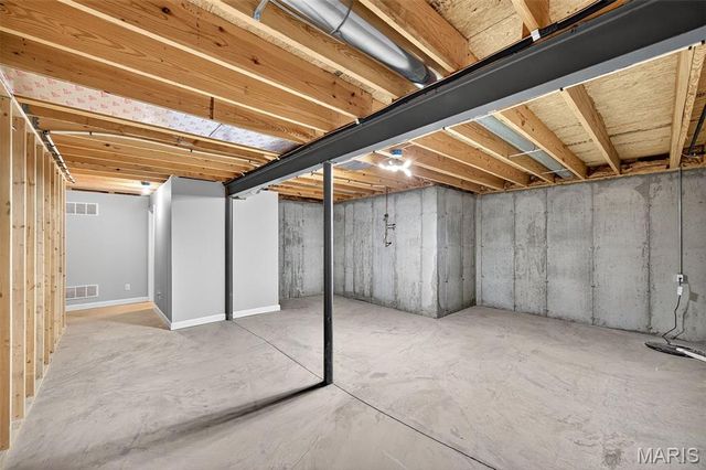 717 Ramblewood Circle, Wentzville, MO 63385