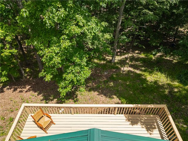 307 Timber Hill Road, Price Twp, PA 18332