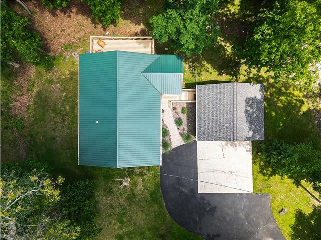 307 Timber Hill Road, Price Twp, PA 18332