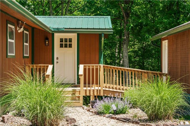 307 Timber Hill Road, Price Twp, PA 18332