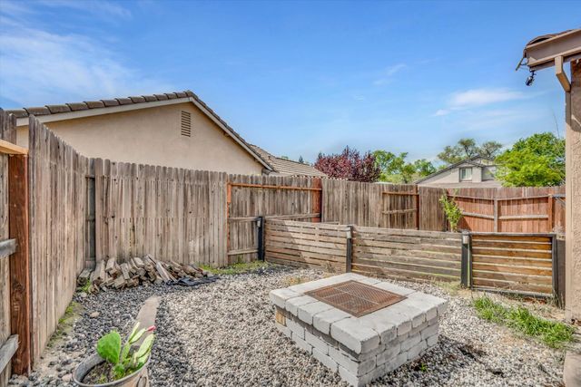 109 Gold Dust Dr, Valley Springs, CA 95252