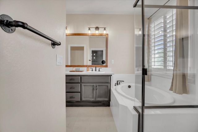 109 Gold Dust Dr, Valley Springs, CA 95252