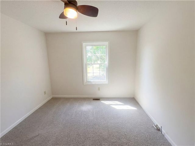 8301 Knight Village Circle, Stokesdale, NC 27357