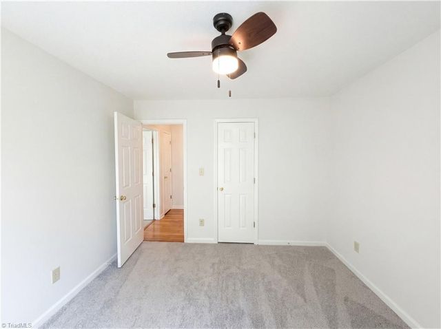 8301 Knight Village Circle, Stokesdale, NC 27357