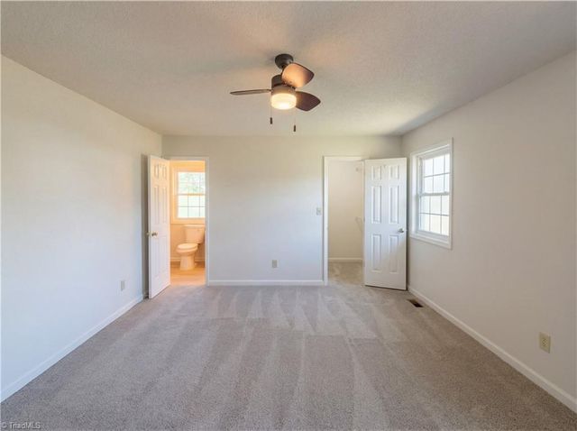 8301 Knight Village Circle, Stokesdale, NC 27357