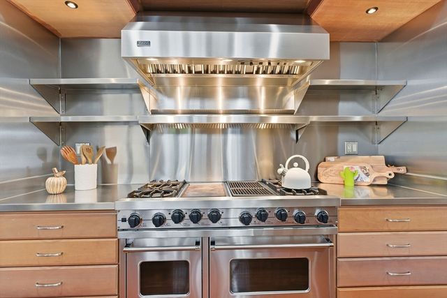 55 Hillcrest Rd, Weston, MA 02493