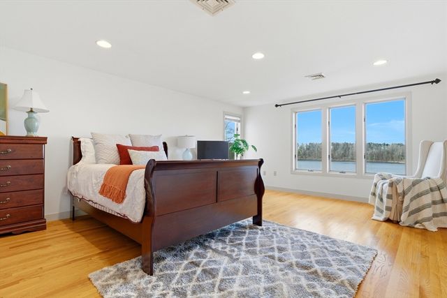 55 Hillcrest Rd, Weston, MA 02493