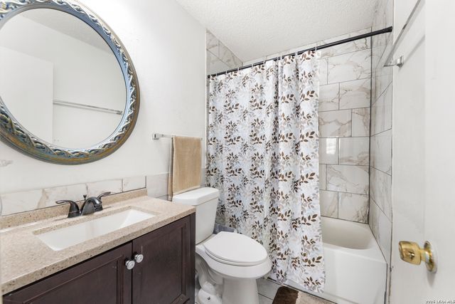 7880 Micron Dr Apt 3306, San Antonio, TX 78251