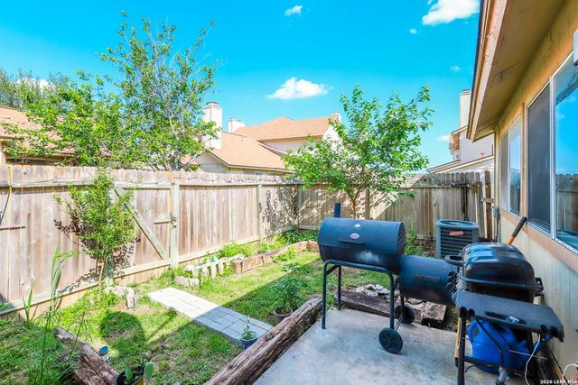 7880 Micron Dr Apt 3306, San Antonio, TX 78251