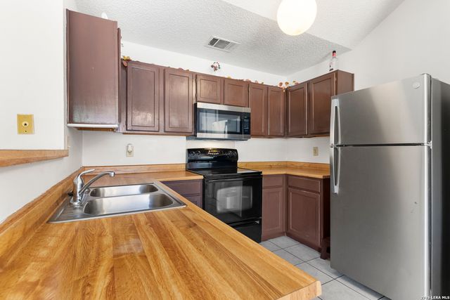 7880 Micron Dr Apt 3306, San Antonio, TX 78251