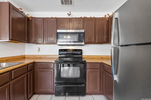 7880 Micron Dr Apt 3306, San Antonio, TX 78251