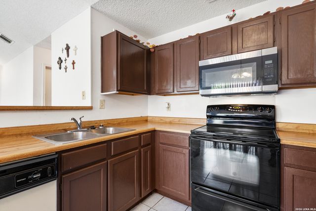 7880 Micron Dr Apt 3306, San Antonio, TX 78251