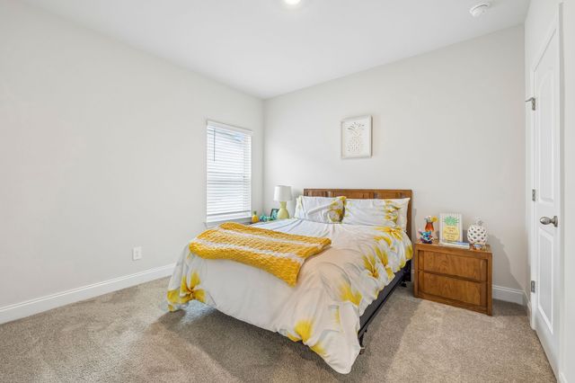 4877 Myra Dr, Hermitage, TN 37076