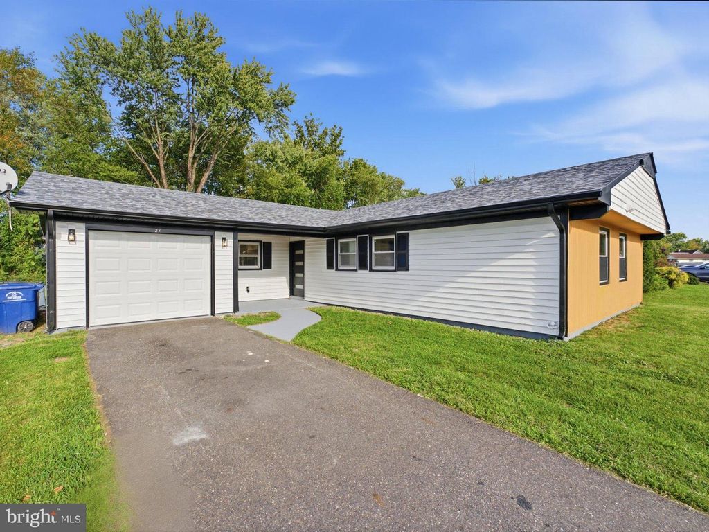 27 GENESEE LN, WILLINGBORO, NJ 08046 — photo 2