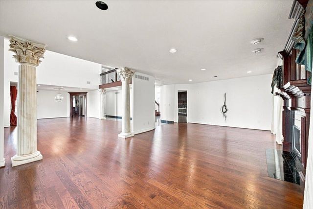 6122 Trailwood Lane, West Bloomfield, MI 48322