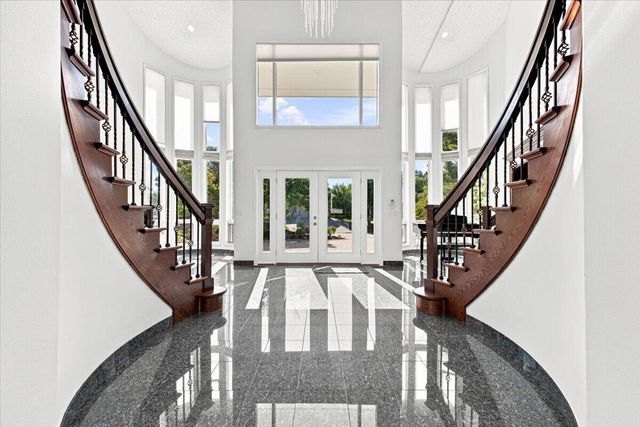 6122 Trailwood Lane, West Bloomfield, MI 48322