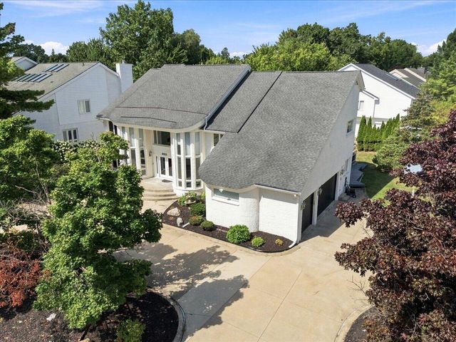 6122 Trailwood Lane, West Bloomfield, MI 48322