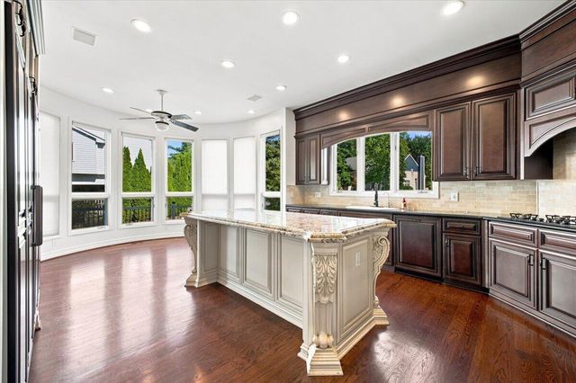 6122 Trailwood Lane, West Bloomfield, MI 48322
