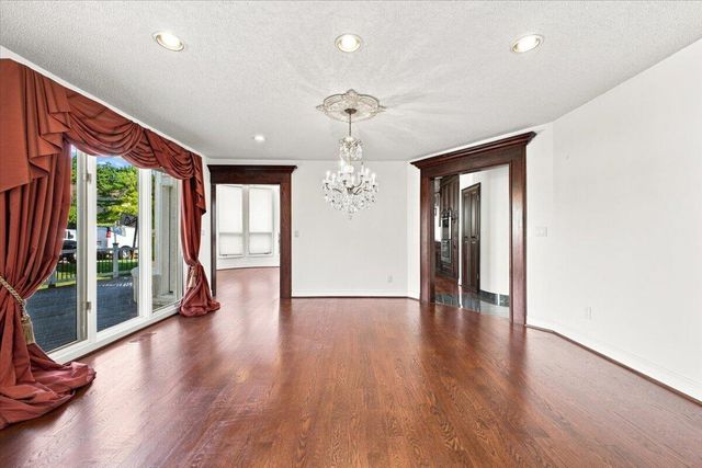 6122 Trailwood Lane, West Bloomfield, MI 48322