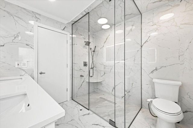 6122 Trailwood Lane, West Bloomfield, MI 48322