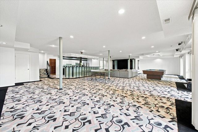 6122 Trailwood Lane, West Bloomfield, MI 48322