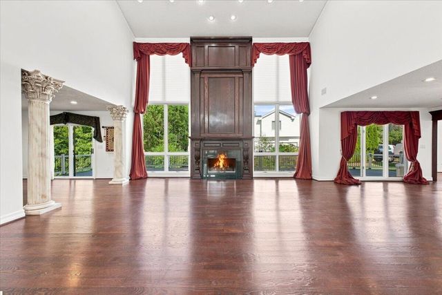 6122 Trailwood Lane, West Bloomfield, MI 48322