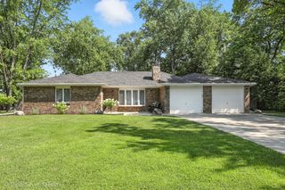 815 Schilling Drive, Dyer, IN 46311