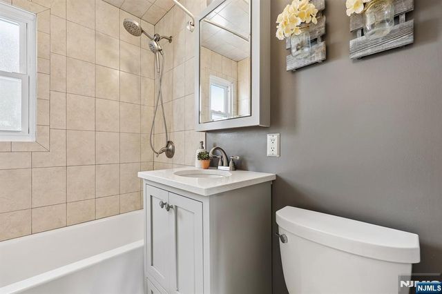 488 Dorchester Road, Ridgewood, NJ 07450