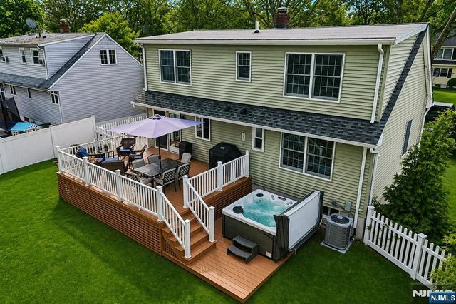 488 Dorchester Road, Ridgewood, NJ 07450