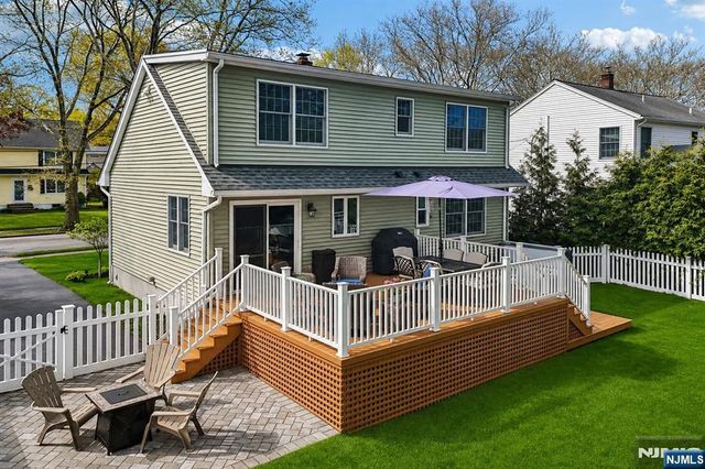 488 Dorchester Road, Ridgewood, NJ 07450