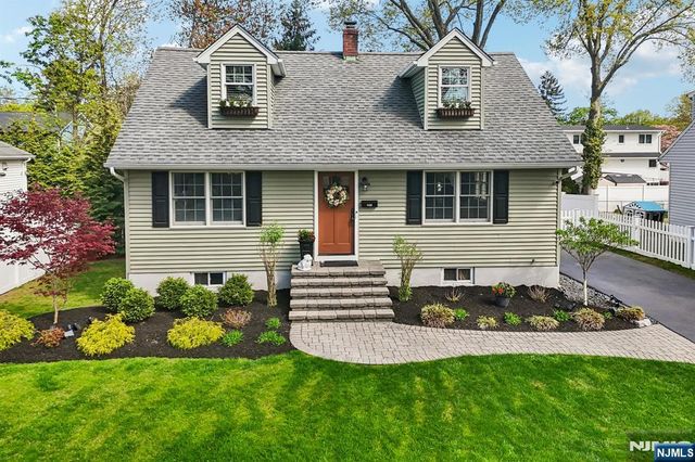 488 Dorchester Road, Ridgewood, NJ 07450