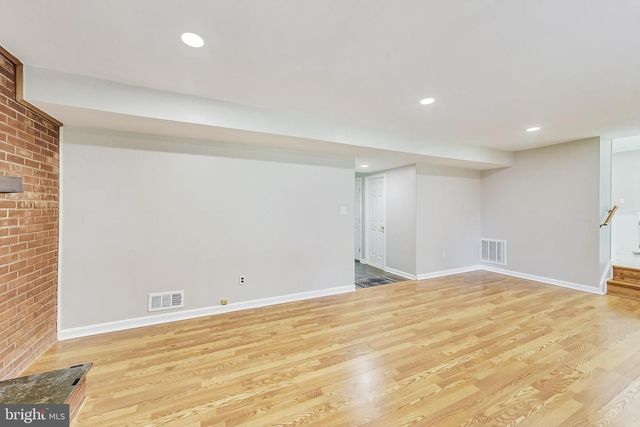8403 POSTOAK RD, Potomac, MD 20854