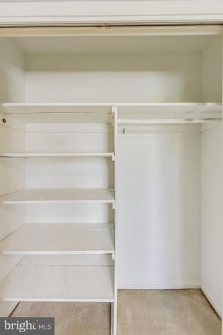 8403 POSTOAK RD, Potomac, MD 20854