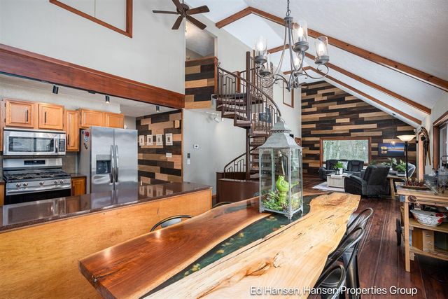 8482 S Cypress Avenue, Newaygo, MI 49337